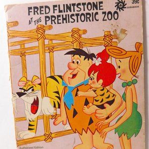 Fred Flintstone at the Prehistoric Zoo Vintage Book 1972